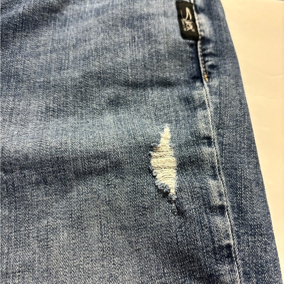 Silver Jean Company Avery Bermuda Wasit 29 Length 9” - Picture 10 of 10